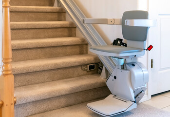 Un monte-escalier Skorañ pour son autonomie à domicile