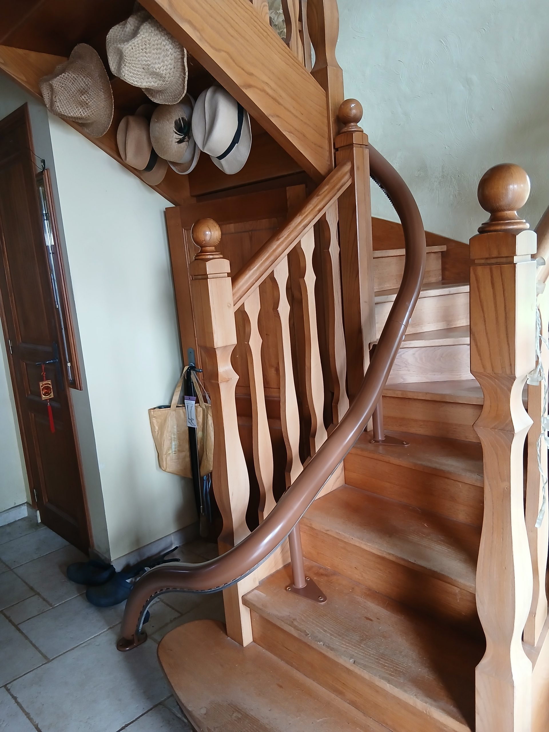 Installation monte-escalier Skorañ à Plouézec